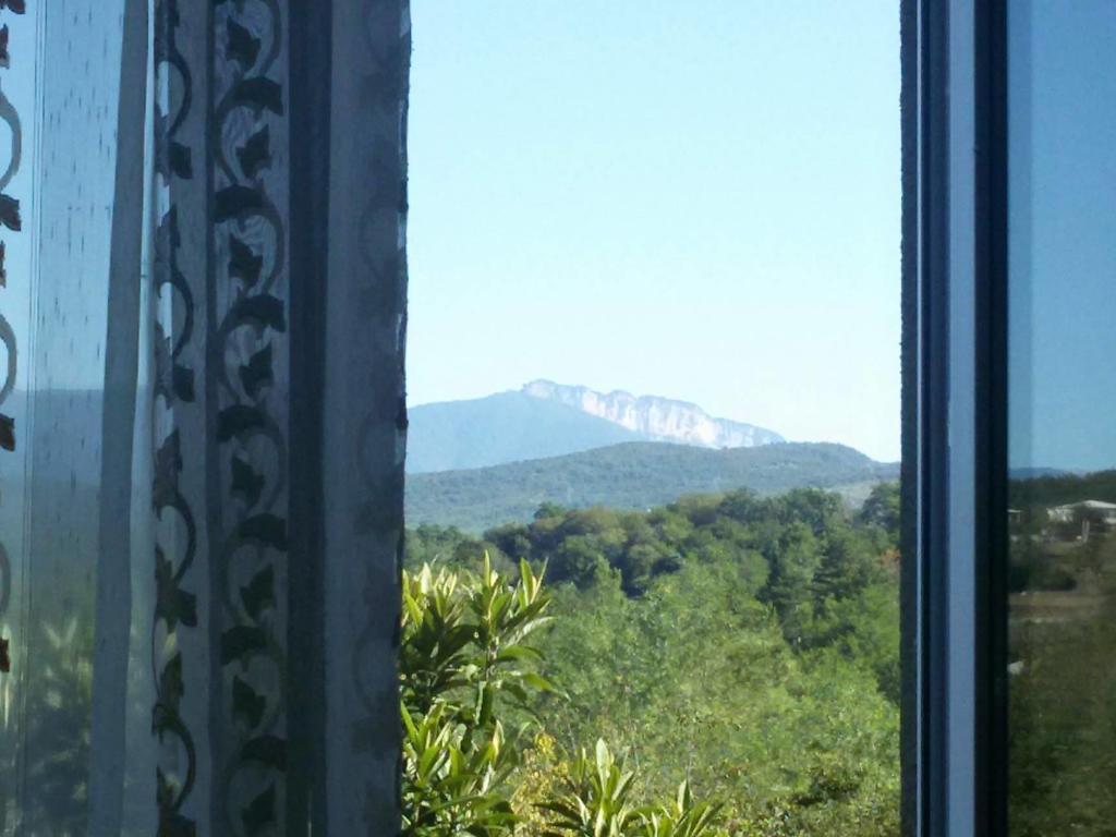 Lakeside Green Balcony Home Tskaltubo Bagian luar foto