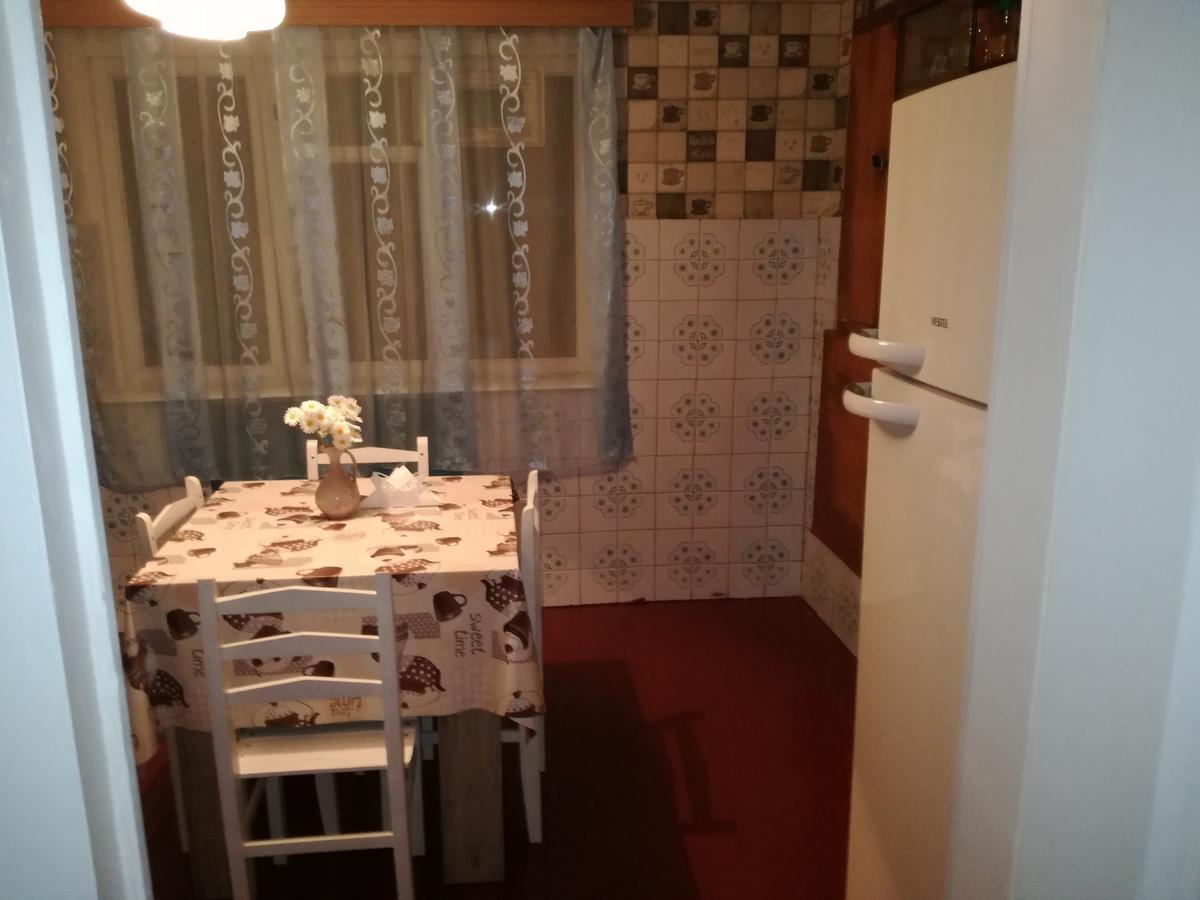 Lakeside Green Balcony Home Tskaltubo Bagian luar foto